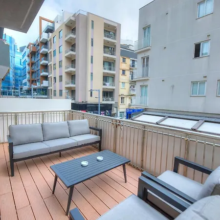 2bedroom With Large Terrace In Paceville Jpor1-1 * San Ġiljan